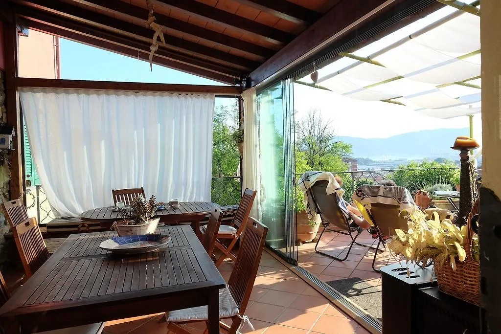 Luci Sul Golfo Hotel Arcola Guest house La Spezia